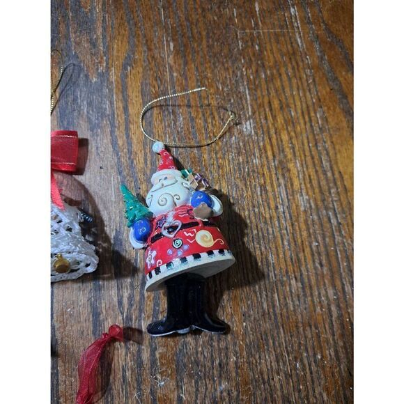 Lot 3 Christmas Holiday Tree Ornaments Crochet Bells Santa Claus - Picture 5 of 6